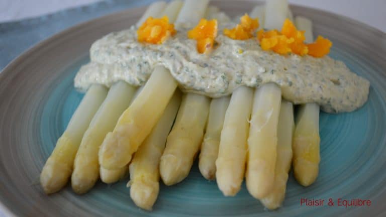 découvrez les bienfaits des asperges et comment les intégrer facilement dans votre alimentation. apprenez des recettes savoureuses et saines pour savourer ce légume délicat et nutritif.