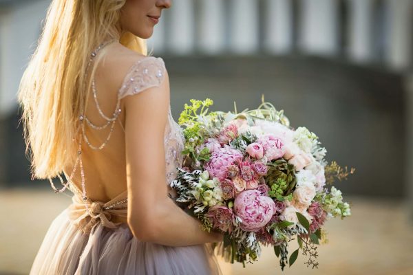 Dernières tendances mode pour femmes : Comment rester styliste et raffinée en 2022